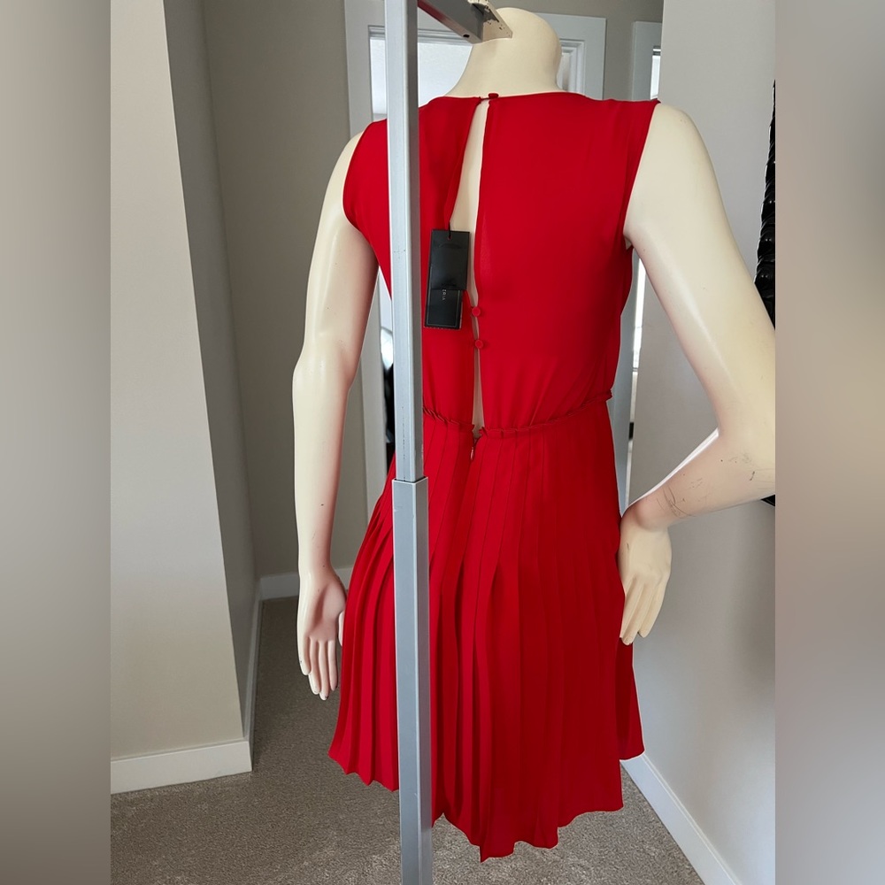 NWT BCBGMaxAzria “Freja” Red Sheer Panel Pleated Dress - Picture 4 of 11